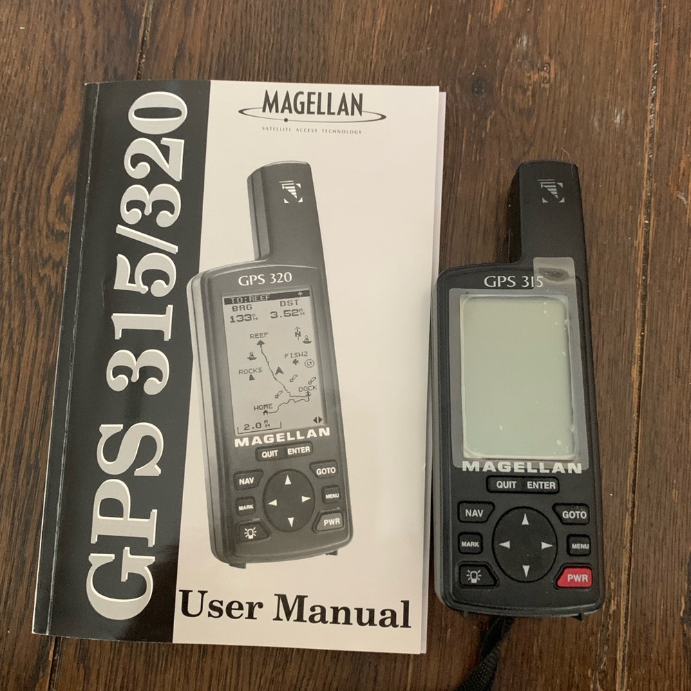 Magellan Outdoors GPS 315/320 Black